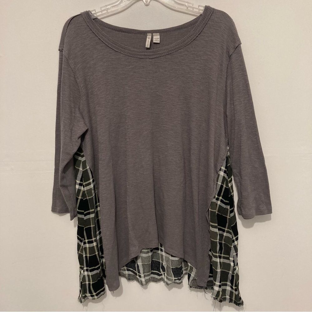 Cato Womens Blouse 3/4 Sleeve Grey Knit, Green/Black Plaid Size 14/16W